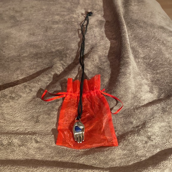 Vintage Robert Lee Morris Sterling Silver Hamsa 🪬 Lapis Lazuli Hand Necklace - Picture 4 of 4